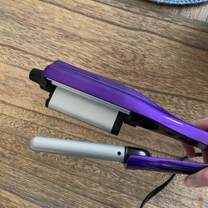 LIKE NEW Bed Head Hair Waver